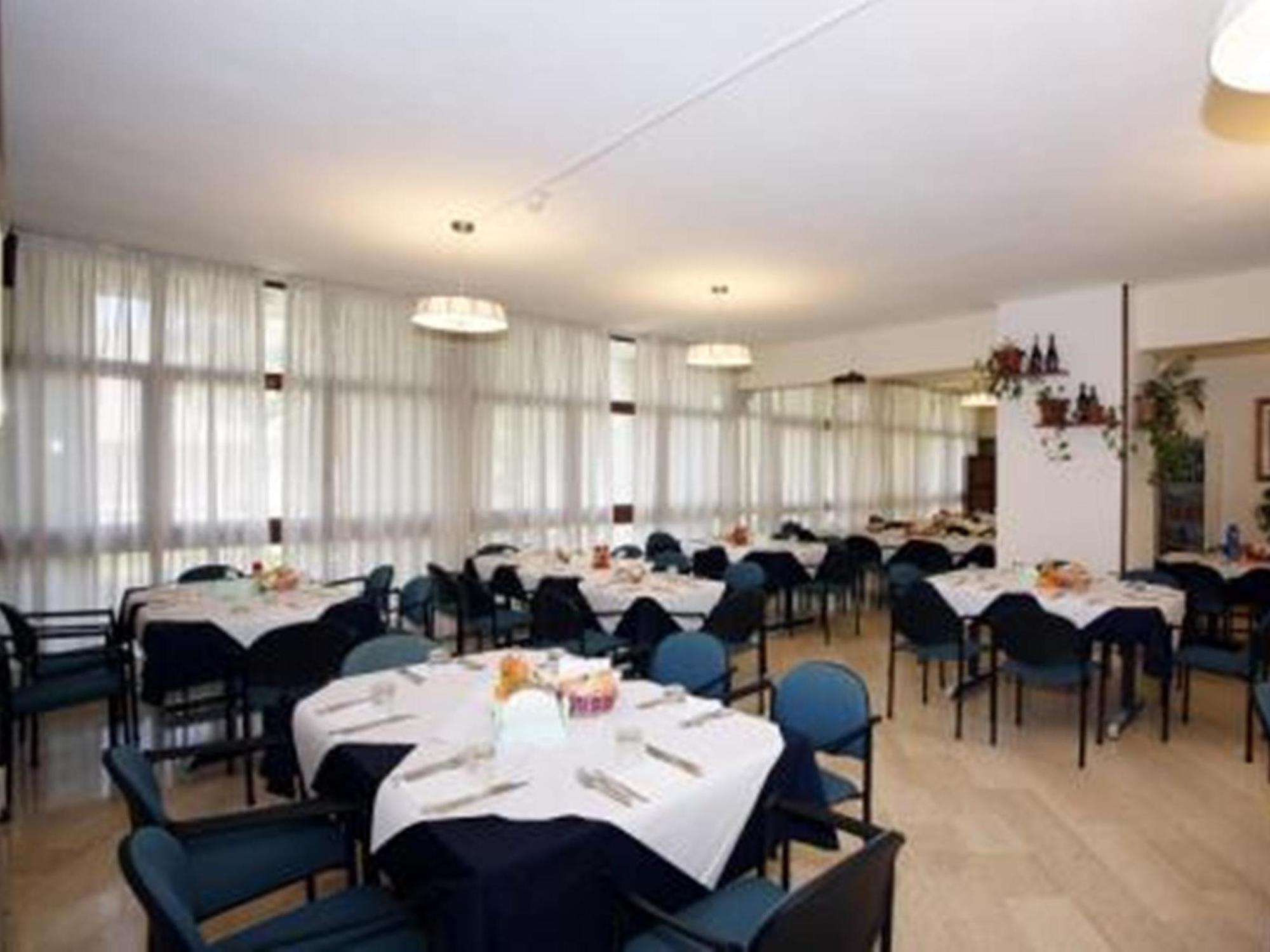 Casa Pastor Bonus Hotel Lecce Bagian luar foto