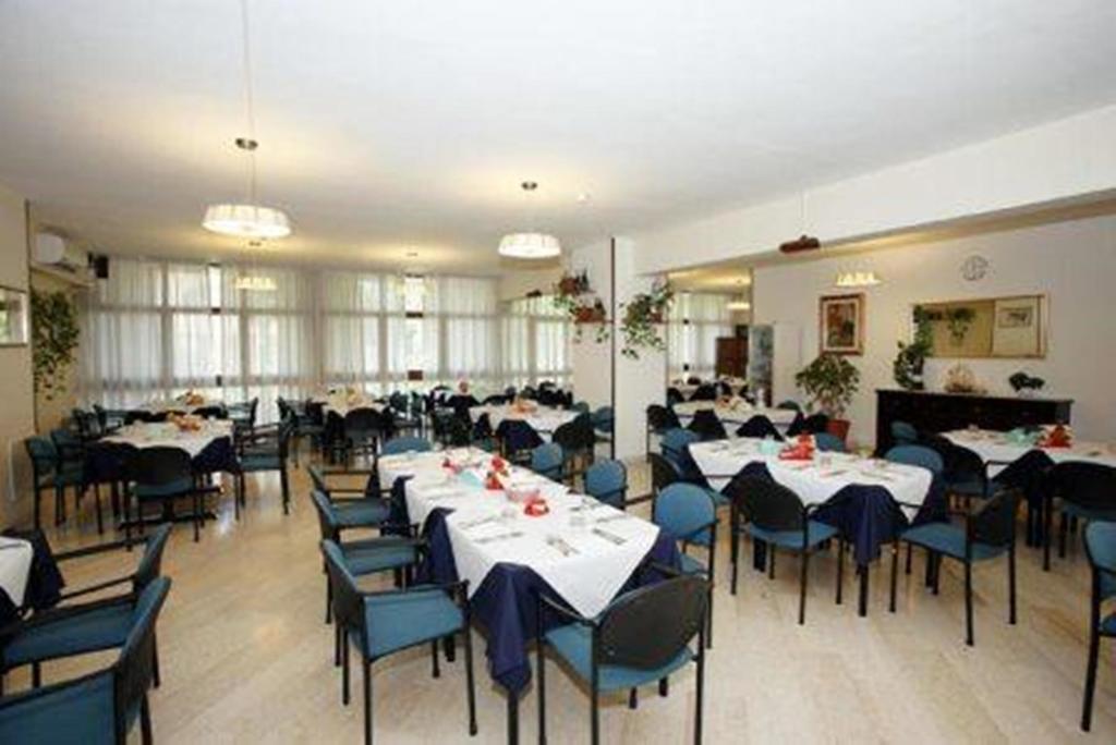Casa Pastor Bonus Hotel Lecce Bagian luar foto