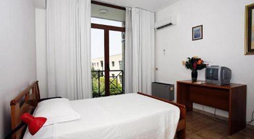 Casa Pastor Bonus Hotel Lecce Bagian luar foto